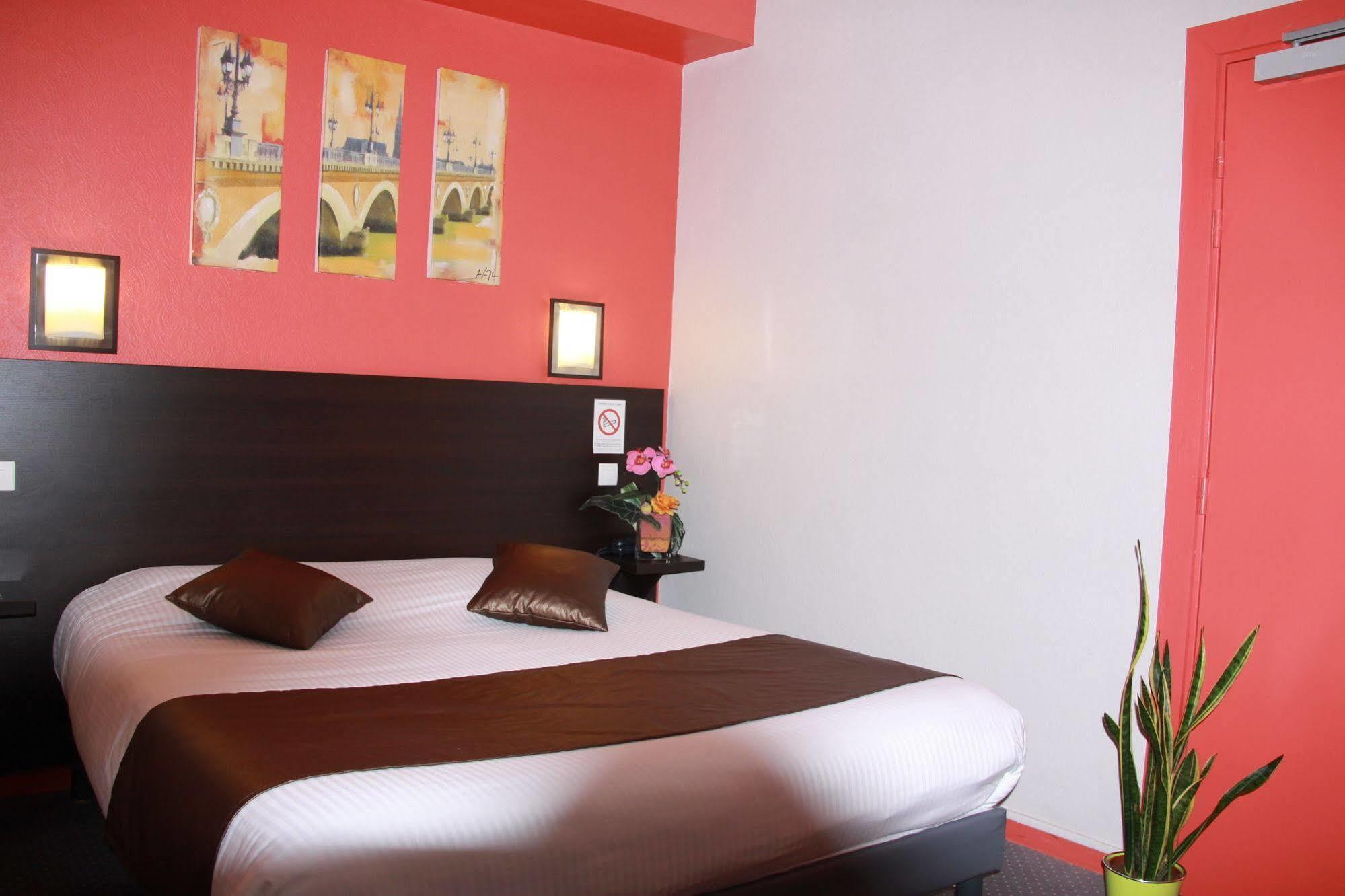 Hotel Notre Dame บอร์โด ภายนอก รูปภาพ